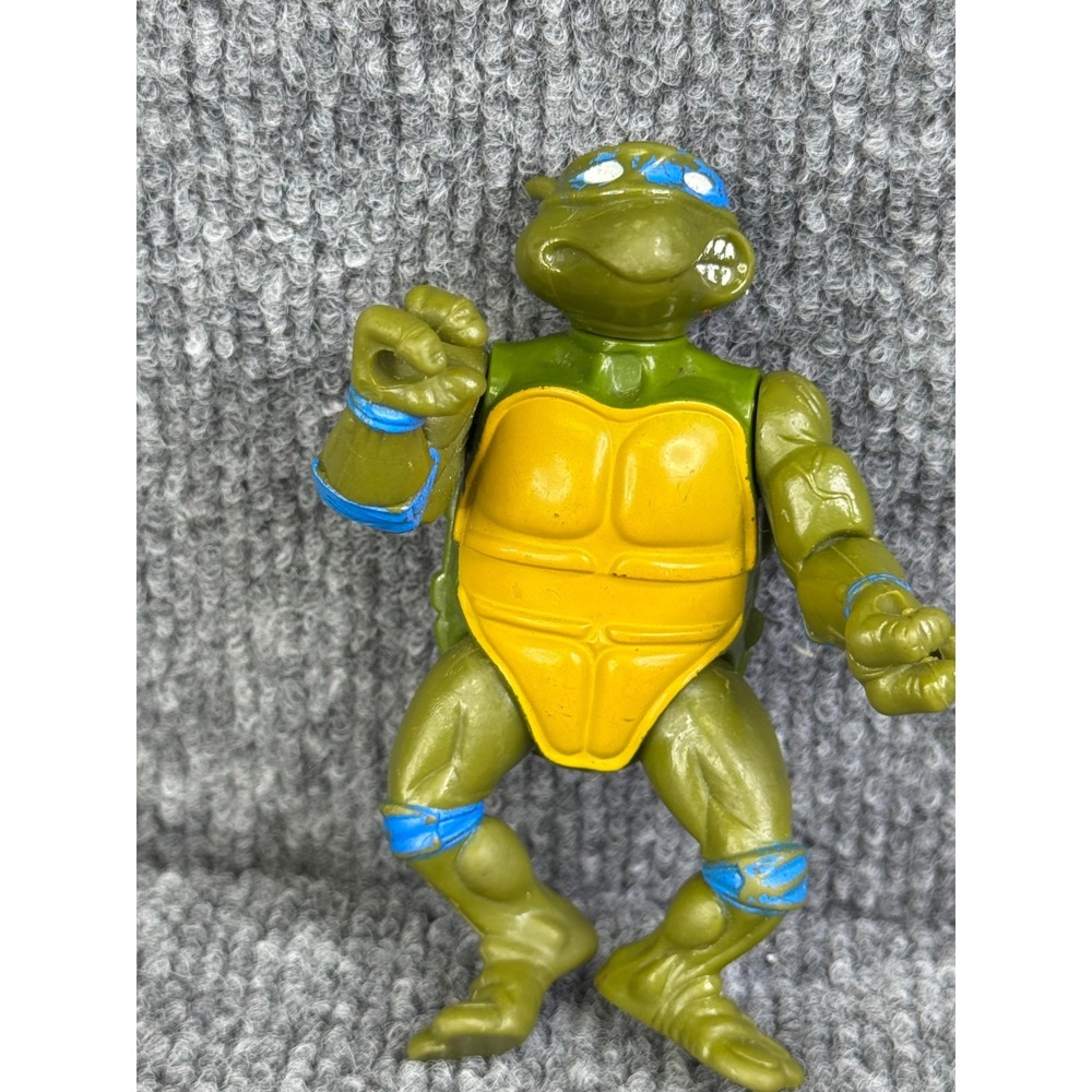 1988 TMNT Leonardo Action Figure Playmates Mirage Studios